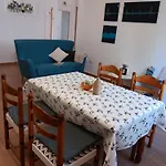 Suzy Apartman *
