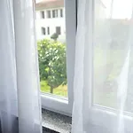 Suzy Apartman *